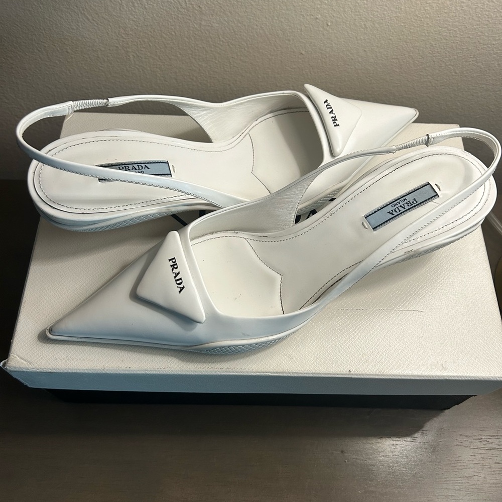 Brushed leather slingback pumps